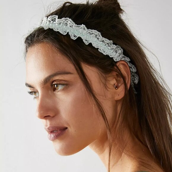 NWT Free People HAH One and Done Lace Garter Something Blue O/S Bridal Wedding - Picture 2 of 6